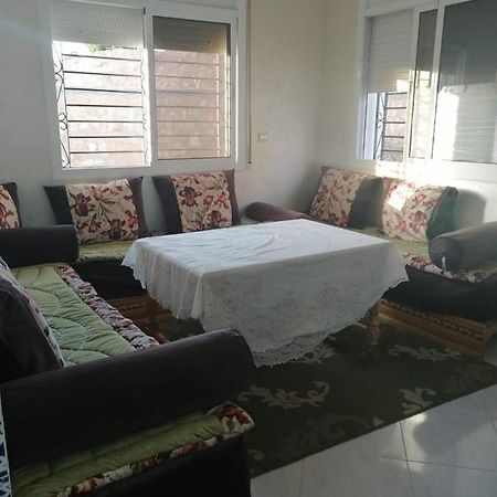 Top Appartement Equipe Pour Les Familles Kénitra Exteriör bild